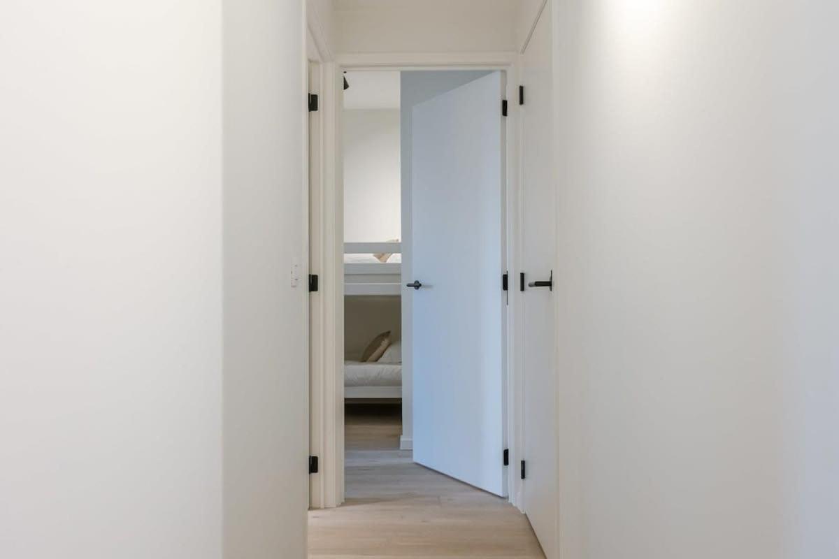 Huswell - Beautiful With Terrace And Parking *