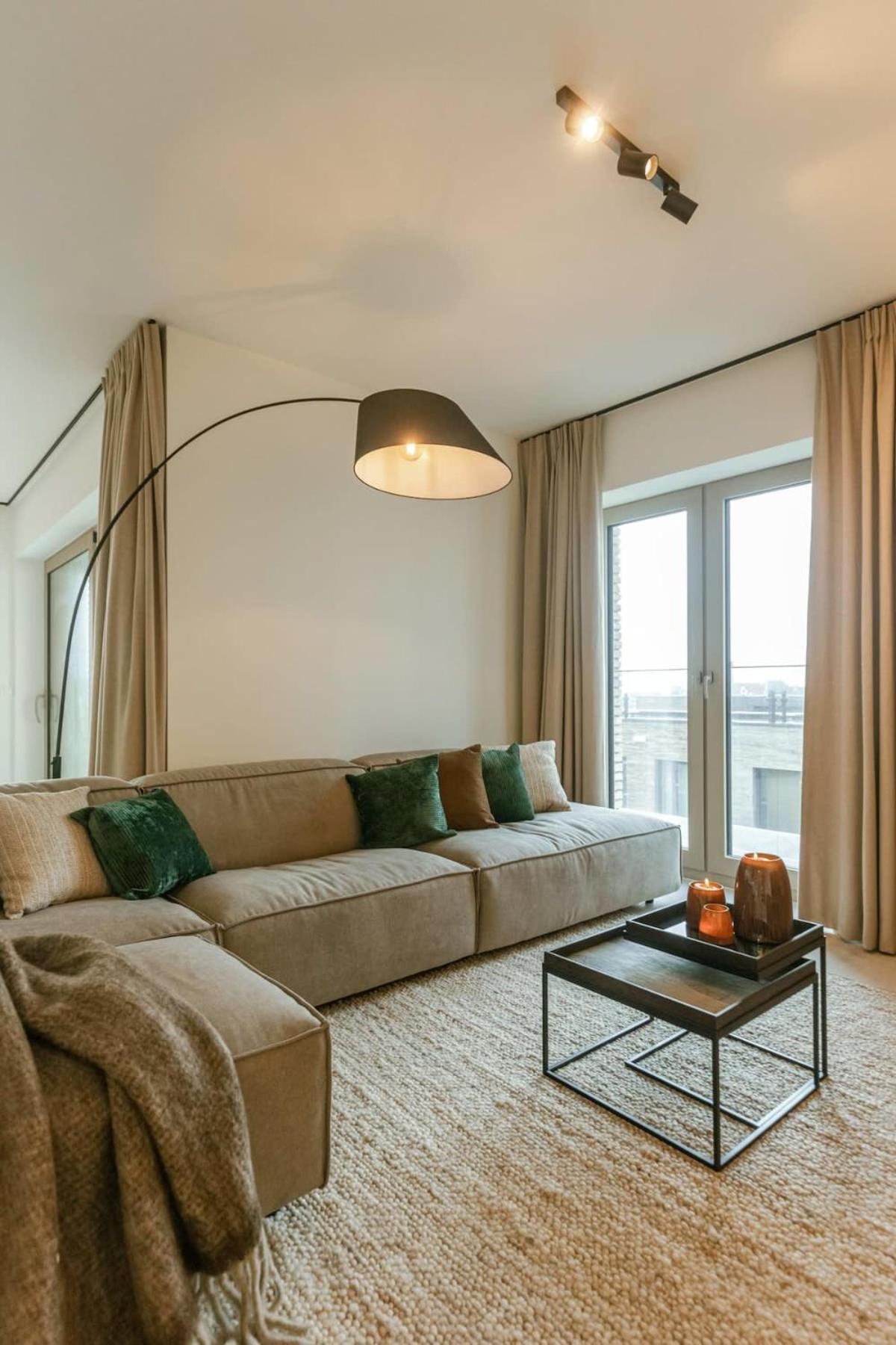 Huswell - Beautiful With Terrace And Parking Apartment